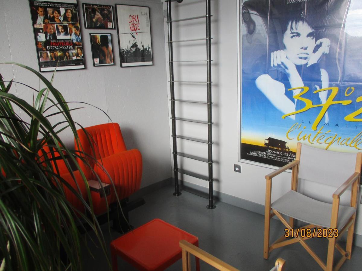Studio Orange Cinematic 59 ชาร์เลอวิลล์-เมซิแยร์ ภายนอก รูปภาพ