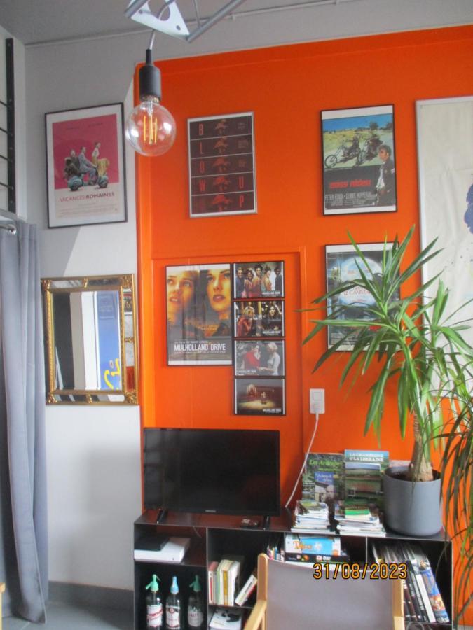 Studio Orange Cinematic 59 ชาร์เลอวิลล์-เมซิแยร์ ภายนอก รูปภาพ